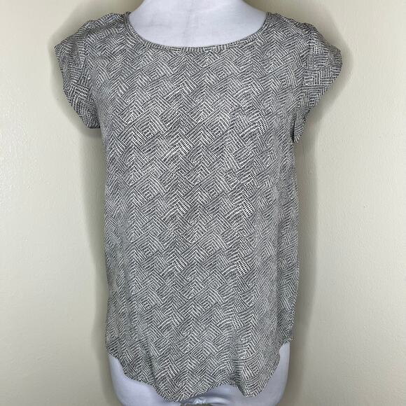 Joie 100% Silk Top XS Black White Cap Sleeve Keyhole Office Work Casual Pocket - Picture 1 of 10